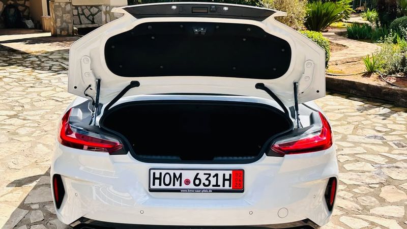 BMW Z4 • 2021 • 34,000 km 5