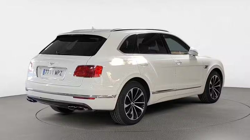 Bentley Bentayga • 2020 • 101,389 km 4