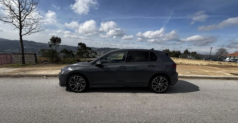 Volkswagen Golf • 2021 • 71,000 km 2