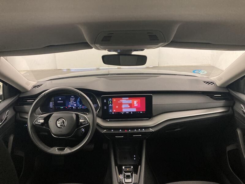 Škoda Octavia • 2023 • 78,186 km 20