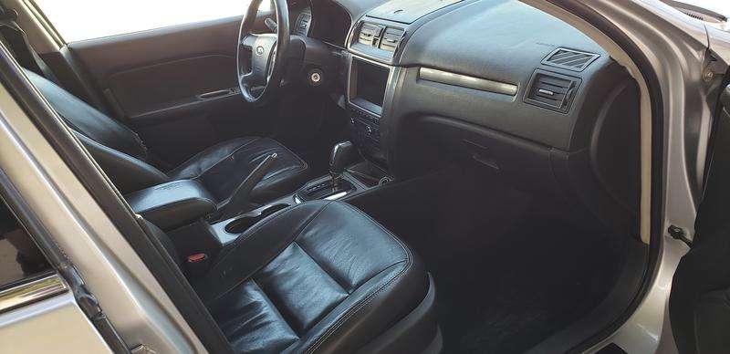 Ford Fusion • 2010 • 162,000 km 12