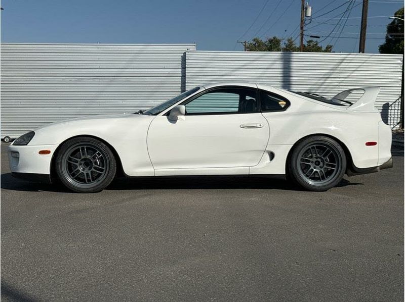 Toyota Supra • 1994 • 72,000 km 1