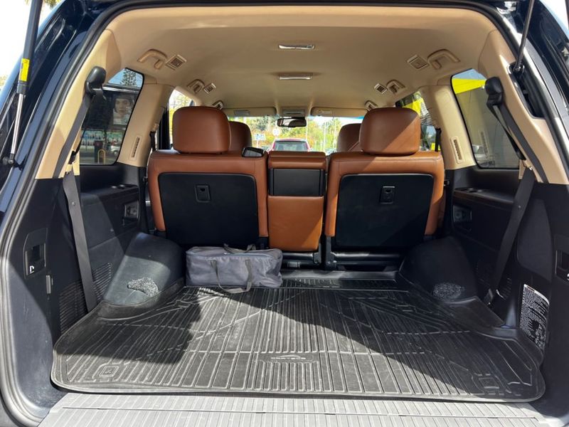 Toyota Land Cruiser • 2014 • 92,000 km 3