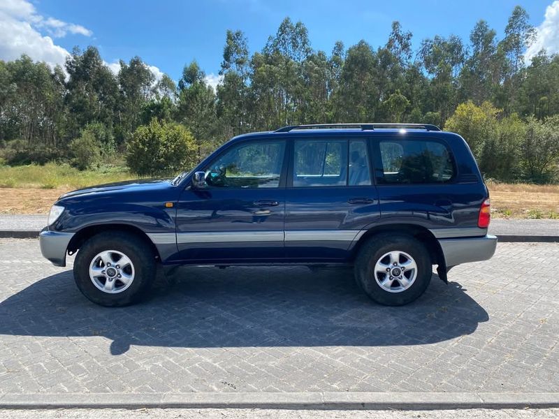 Toyota RAV4 • 1999 • 190,000 km 2