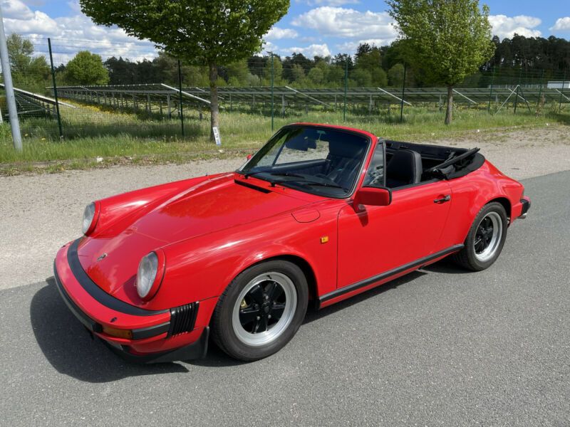 Porsche 911 Carrera • 1984 • 63,827 km 8