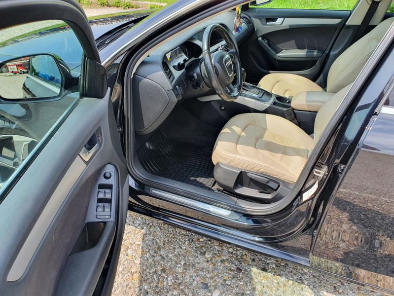 Audi A4 • 2009 • 198,360 km 6