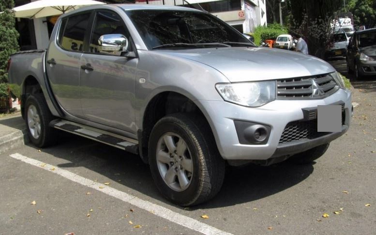 Mitsubishi L200 • 2010 • 130,000 km 4