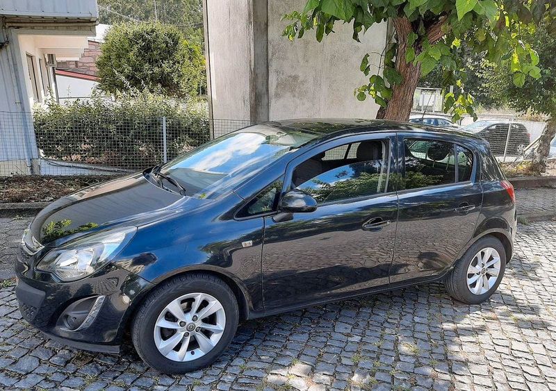 Opel Corsa • 2014 • 249,999 km 1