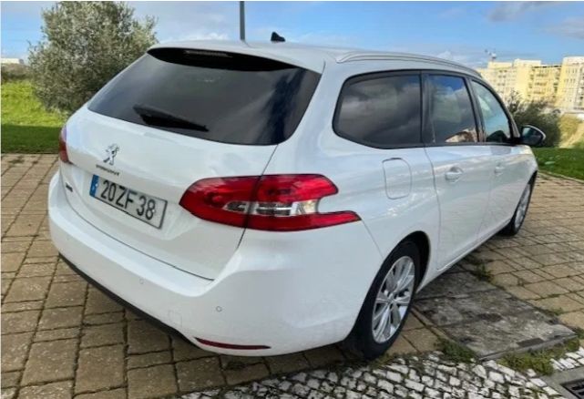 Peugeot 308 SW • 2019 • 117,057 km 3