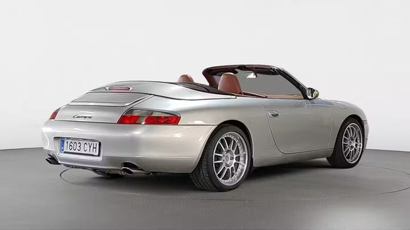 Porsche 911 Carrera Cabrio • 1999 • 97,135 km 5