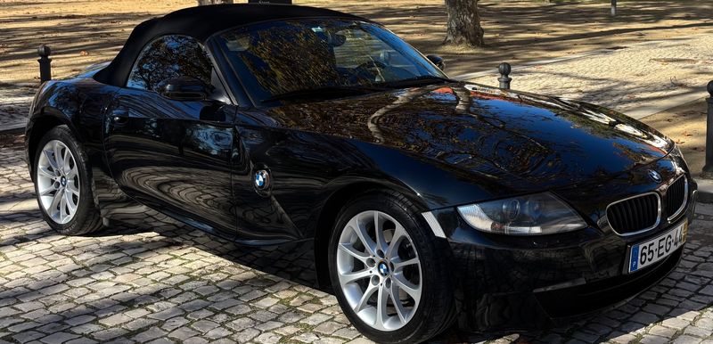 BMW Z4 • 2017 • 60,000 km 2