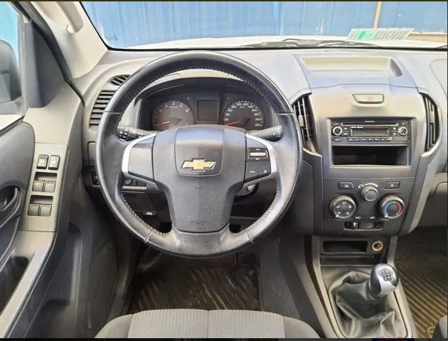 Chevrolet Luv • 2016 • 93,000 km 2