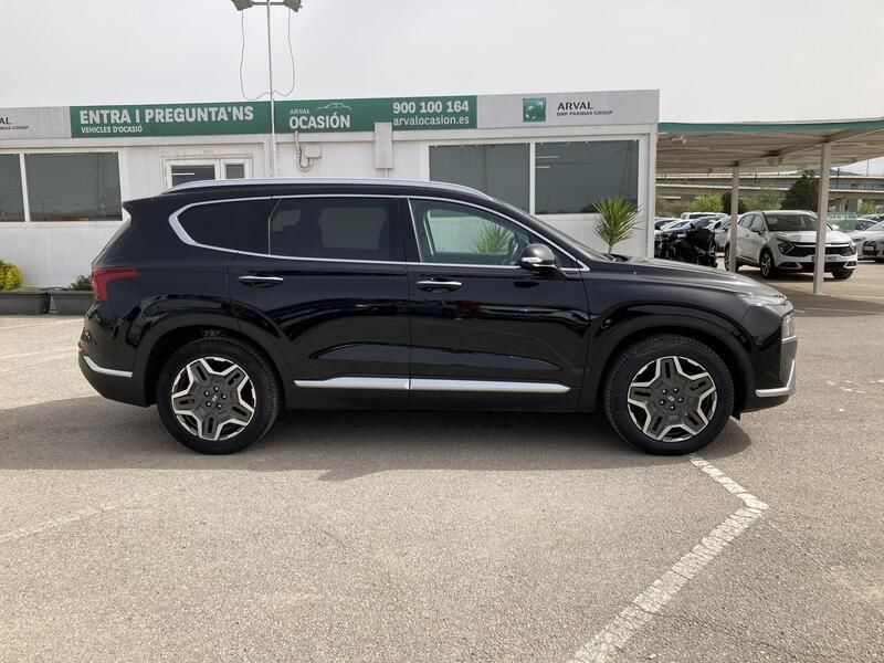 Hyundai Santa Fe • 2021 • 56,158 km 6