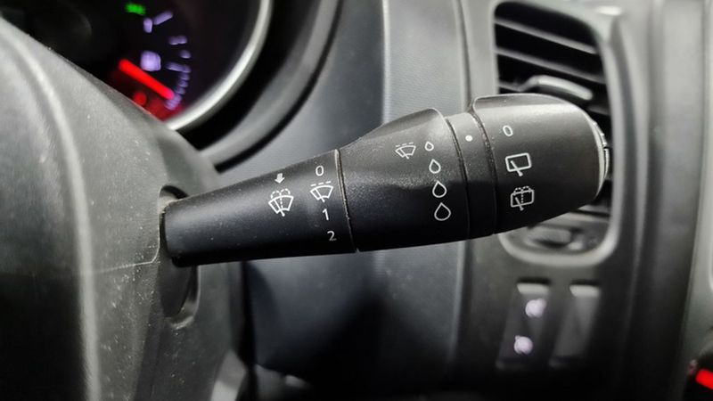 Nissan NV400 • 2020 • 65,000 km 14