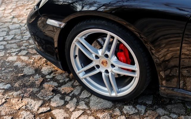 Porsche Cayman • 2009 • 129,000 km 6