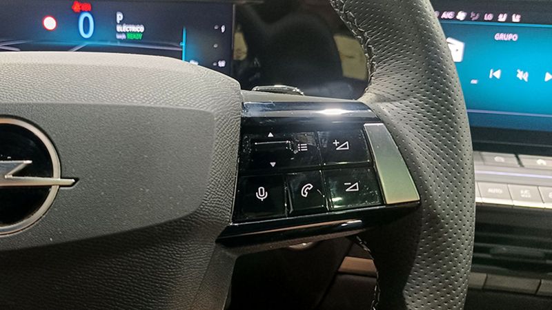 Opel Astra • 2022 • 14,333 km 25