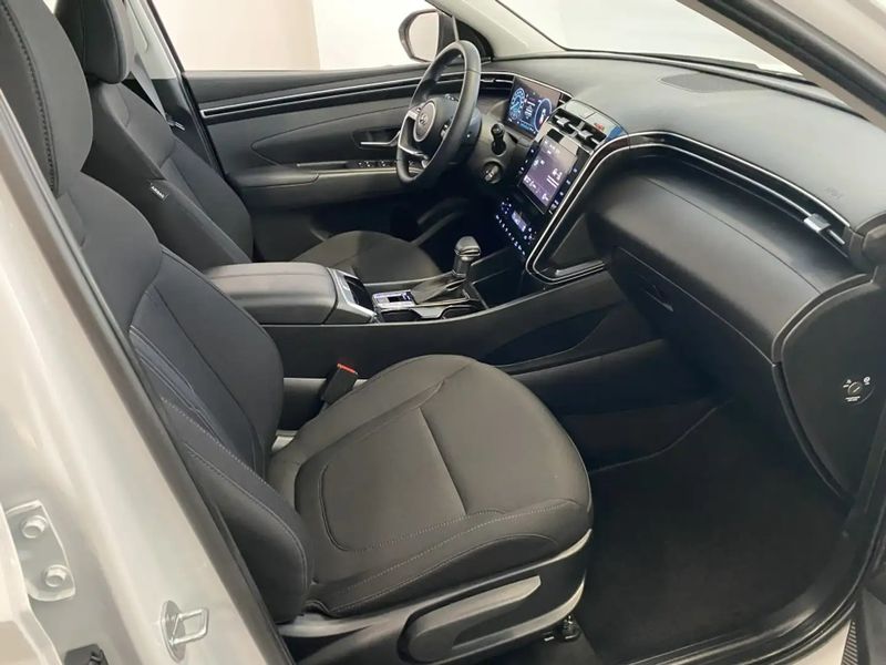 Hyundai Santa Fe • 2021 • 67,000 km 10