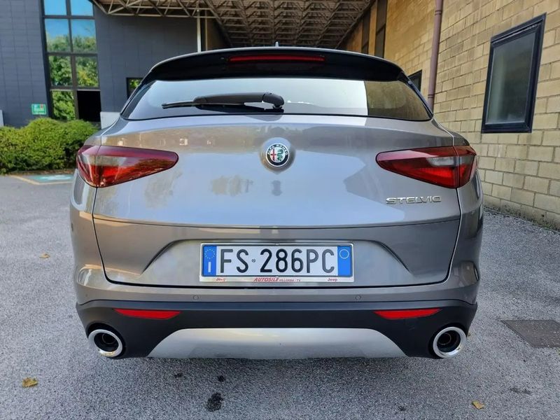 Alfa Romeo Stelvio • 2018 • 45,500 km 6