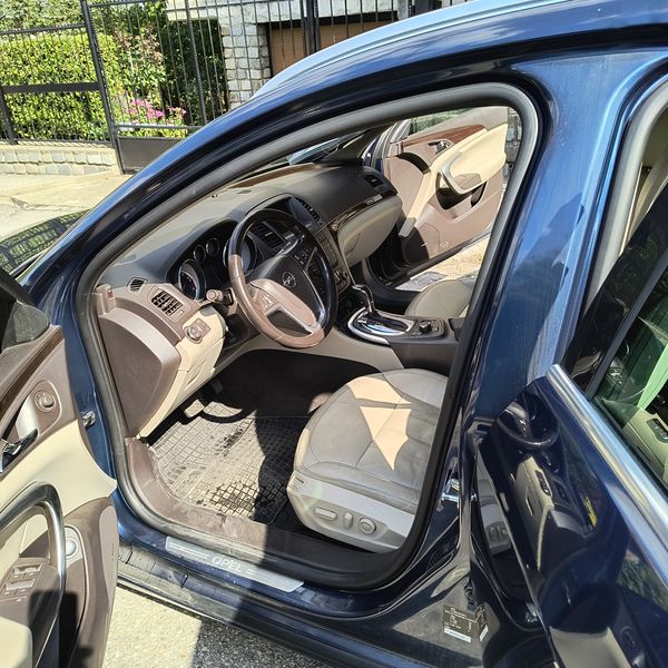 Opel Insignia • 2011 • 162,000 km 8
