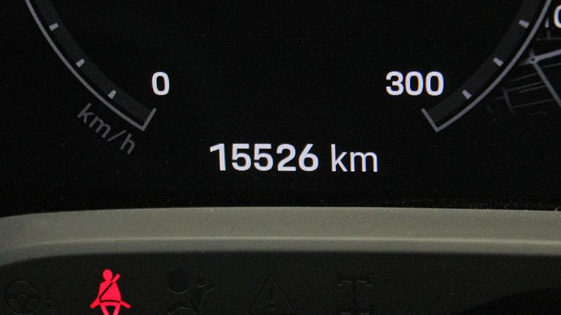 Porsche Taycan • 2021 • 15,200 km 8