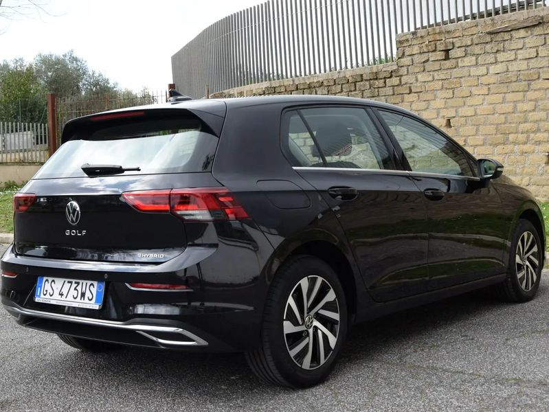 Volkswagen Golf • 2021 • 33,000 km 6