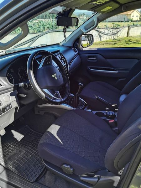 Mitsubishi L200 • 2016 • 57,000 km 4
