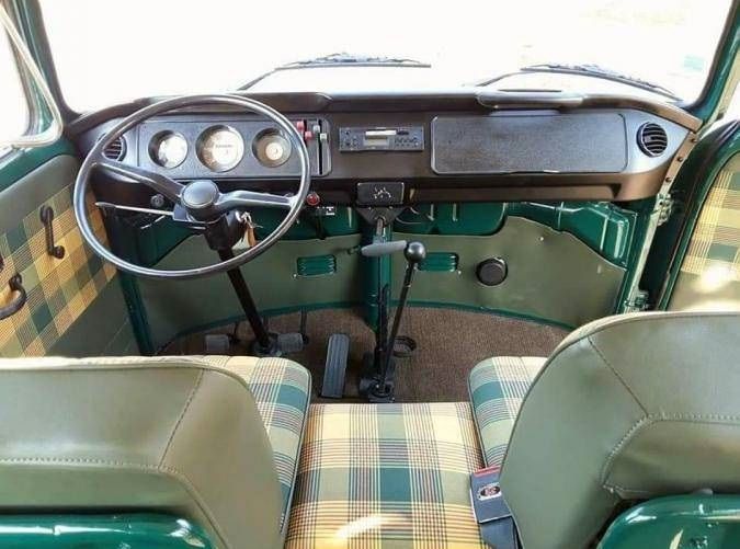 Volkswagen Beetle Convertible • 1980 • 19,000 km 7