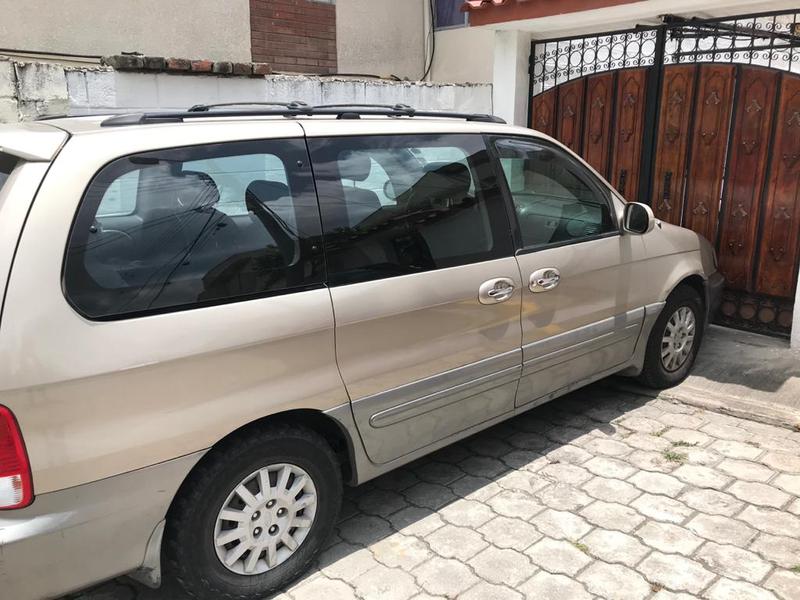 Kia Carnival • 2002 • 22,000 km 2