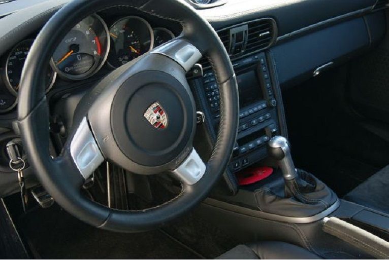 Porsche 997 • 2007 • 150,000 km 3