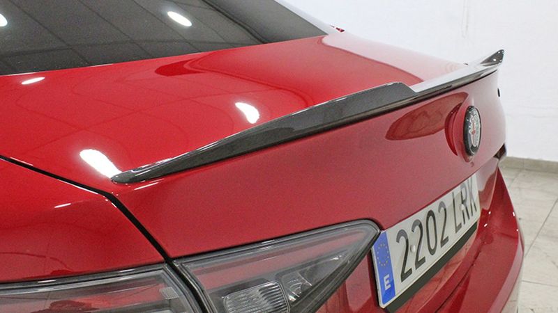 Alfa Romeo Giulia • 2021 • 39,000 km 24