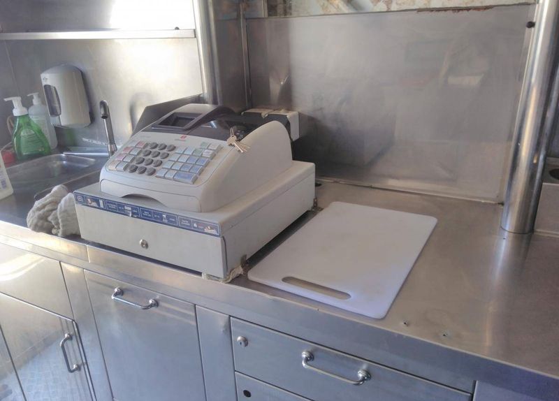 Mercedes-Benz Sprinter Worker • 1994 • 250,000 km 4
