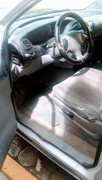 Chrysler Voyager • 2000 • 188,000 km 3