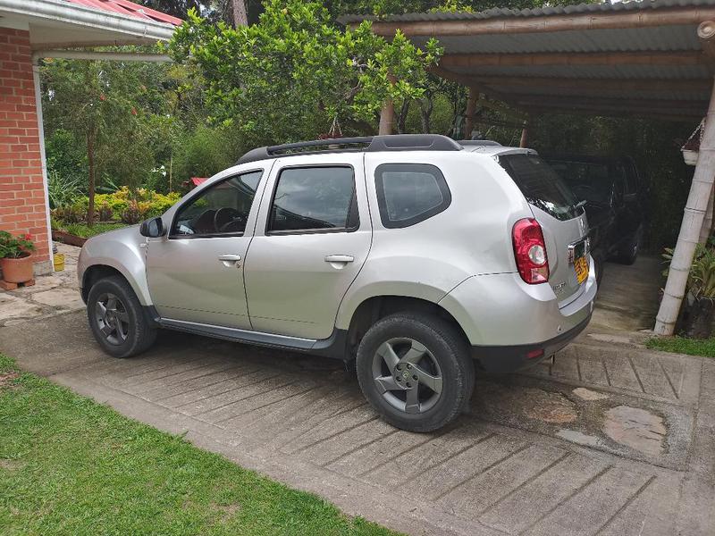 Renault Duster • 2015 • 39,000 km 1
