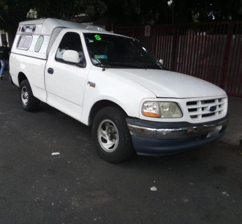 Ford 350 • 2005 • 150 km 3