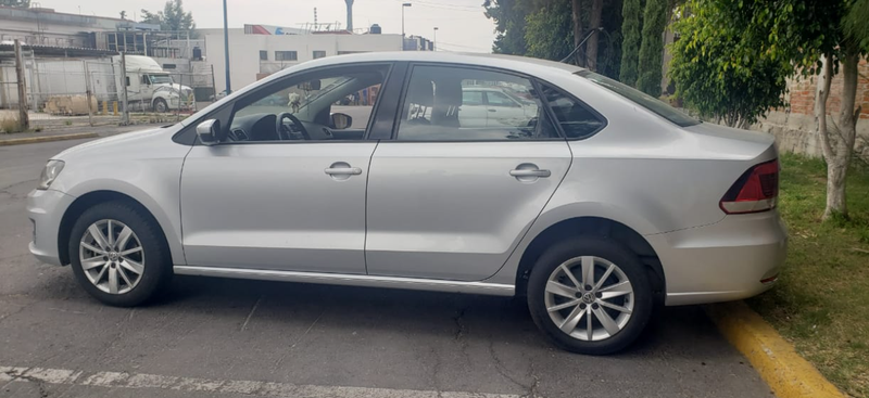 Volkswagen Vento • 2016 • 57,000 km 1