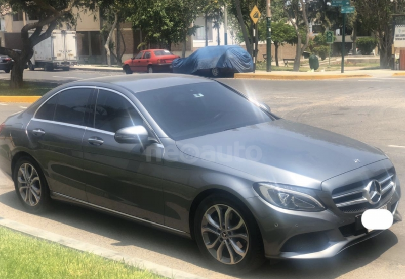 Mercedes-Benz C • 2017 • 26,000 km 8