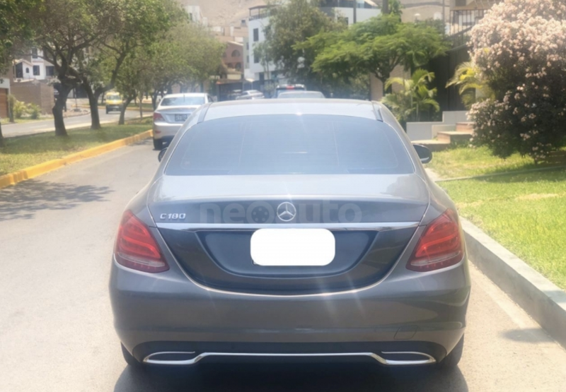 Mercedes-Benz C • 2017 • 26,000 km 1