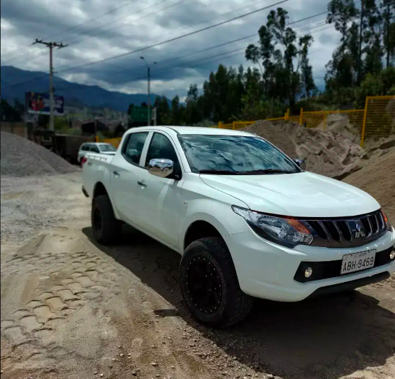 Mitsubishi L200 • 2019 • 27,000 km 1