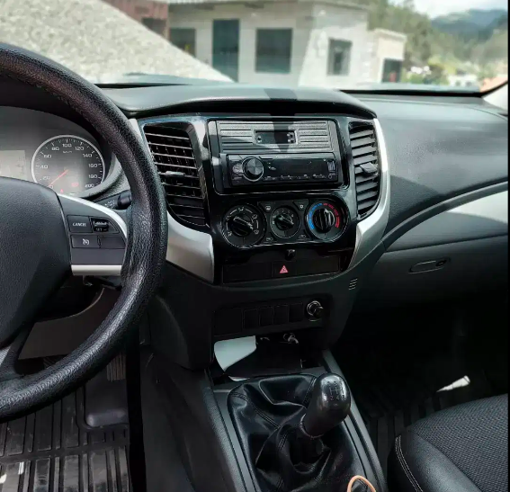 Mitsubishi L200 • 2019 • 27,000 km 3