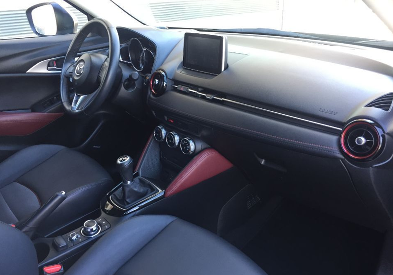 Mazda CX-3 • 2015 • 63,000 km 3