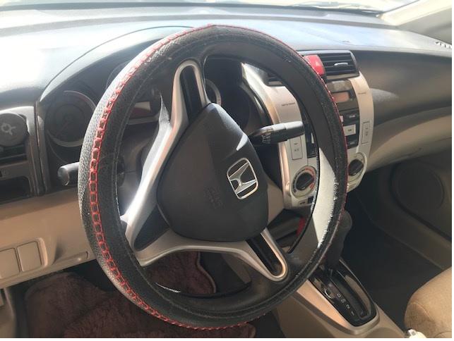 Honda City • 2010 • 118,000 km 5