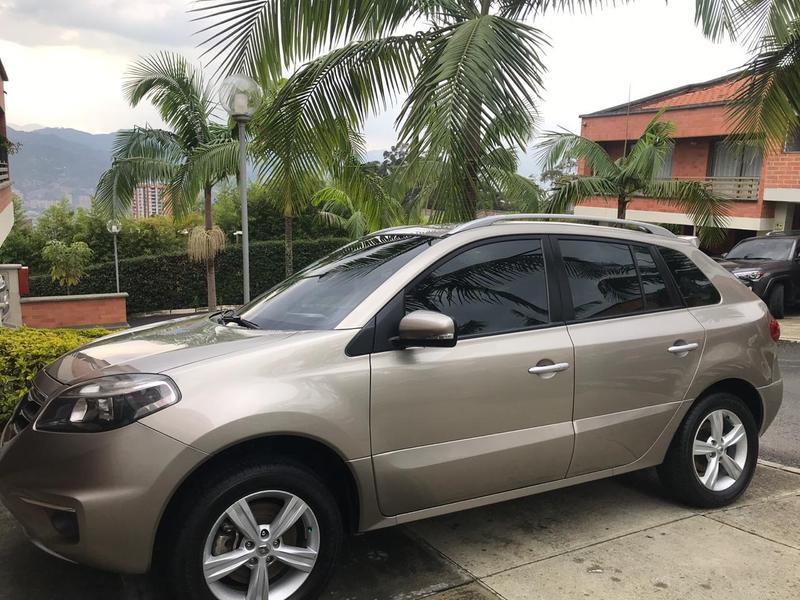 Renault Koleos • 2012 • 829,983 km 1