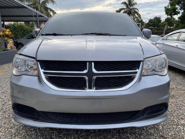 Dodge Grand Caravan • 2016 • 99 km 1