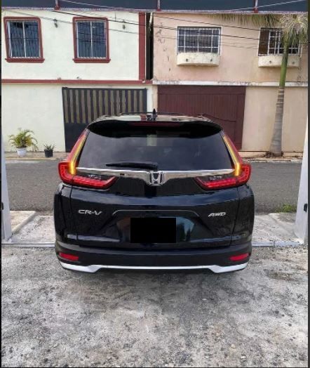 Honda CR-V • 2020 • 50,000 km 3