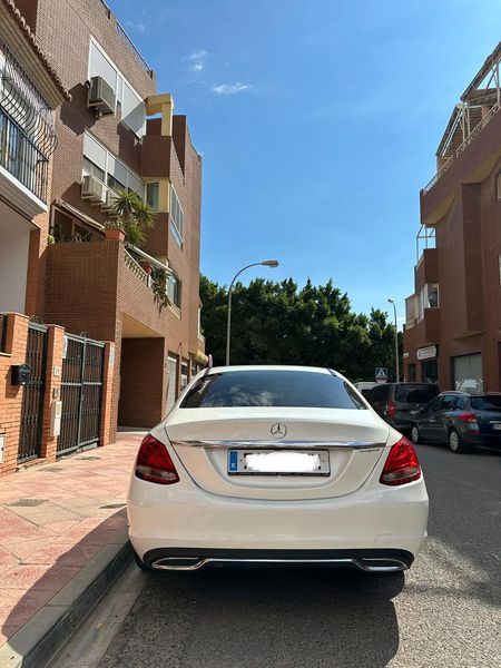 Mercedes-Benz C-Class • 2014 • 23,000 km 3