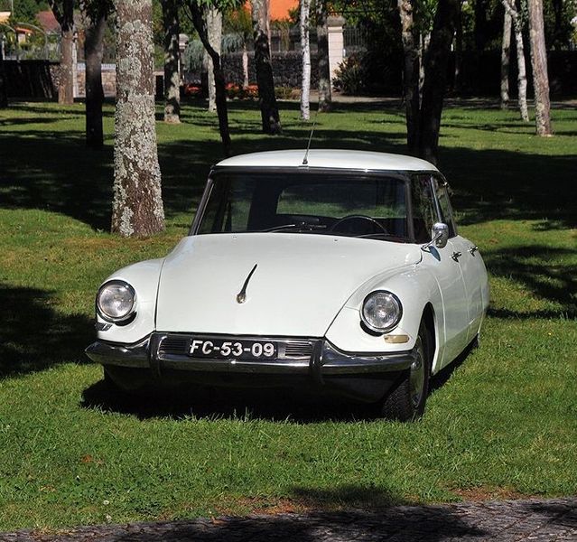 Citroën DS5 • 1993 • 4,347 km 1