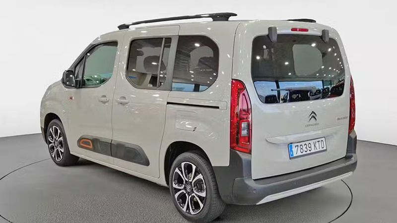 Citroën Berlingo • 2019 • 78,265 km 3