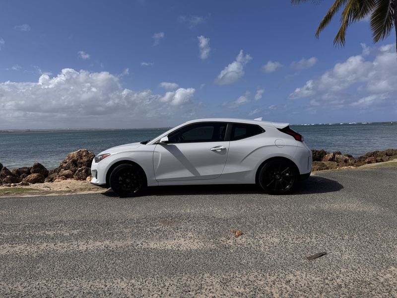 Hyundai Veloster • 2021 • 48,100 mi 2