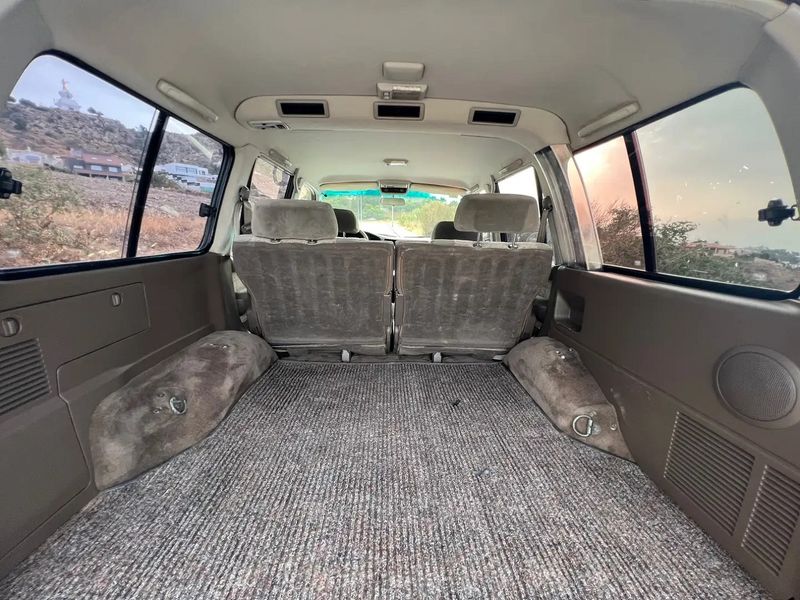 Toyota Land Cruiser • 1997 • 272,000 km 11