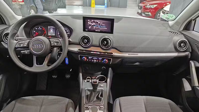 Audi Q3 • 2024 • 22,975 km 6